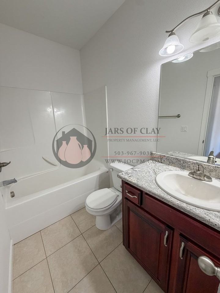 1243 6th St Nw - Photo 4 of 13