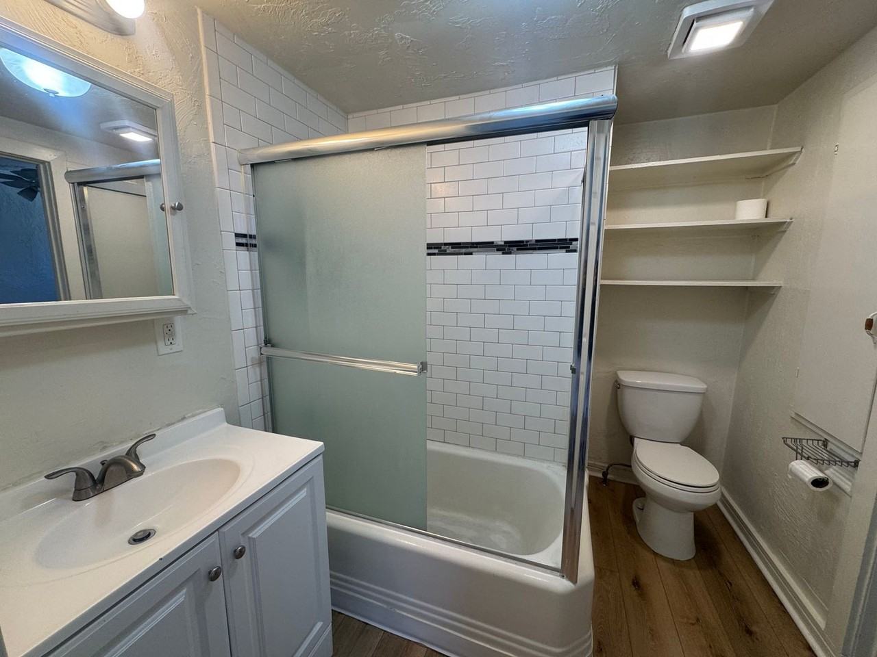 128 E Vidas Ave #B - Photo 5 of 10