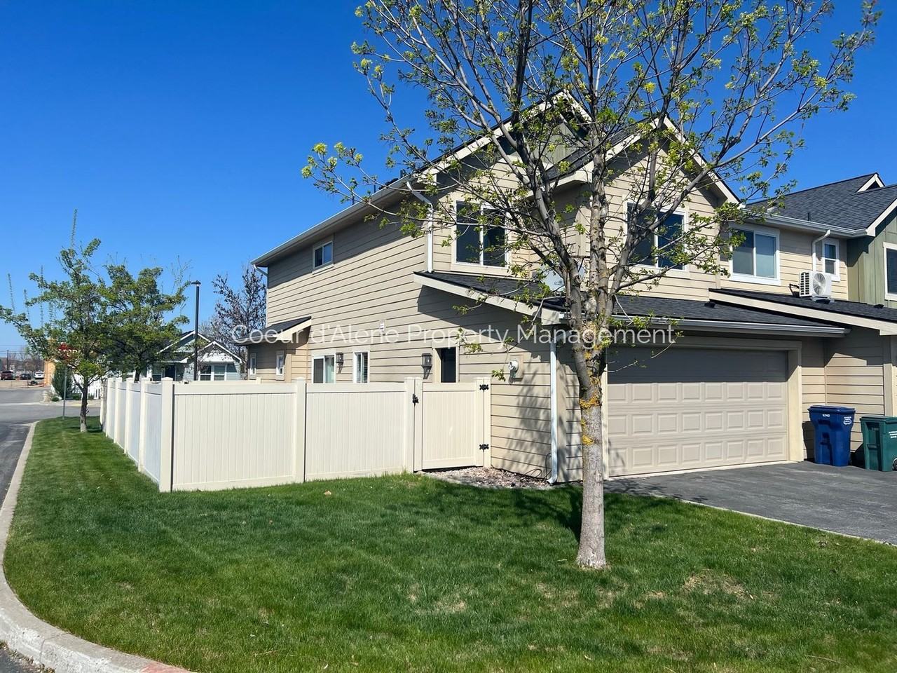 6502 N Descartes Dr - Photo 3 of 16
