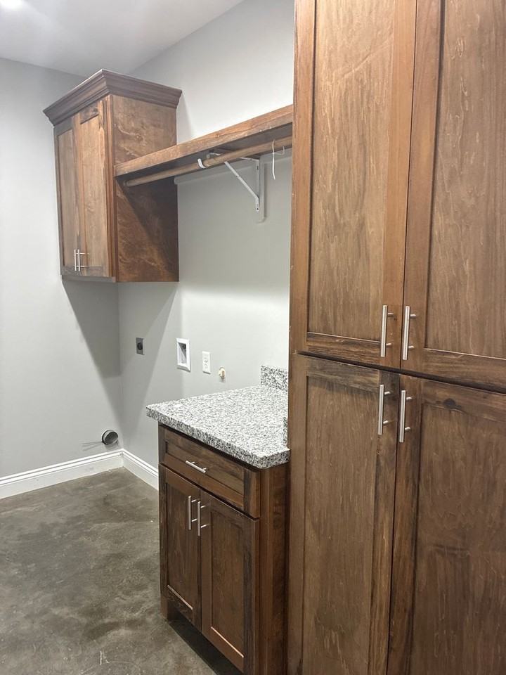 2516 Creole St #B - Photo 6 of 13