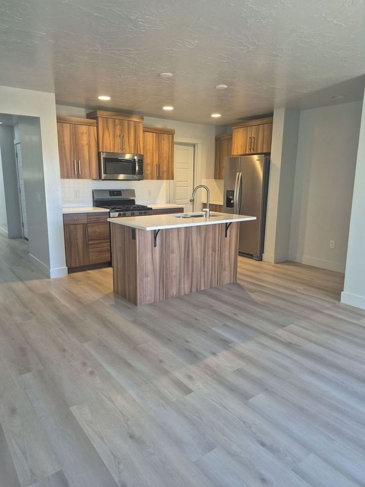 4051 E Cerro Way - Photo 4 of 19
