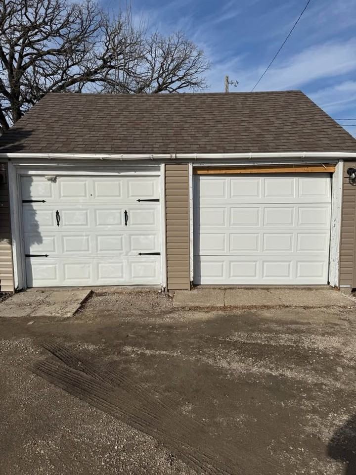 514 S Grove Ave - Photo 2 of 14