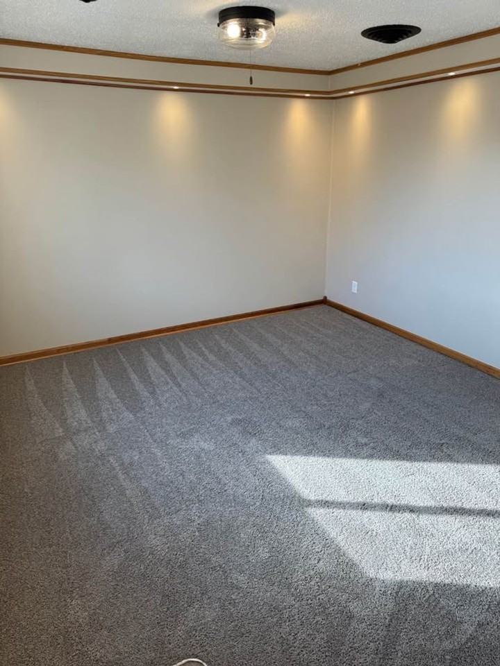 514 S Grove Ave - Photo 5 of 14