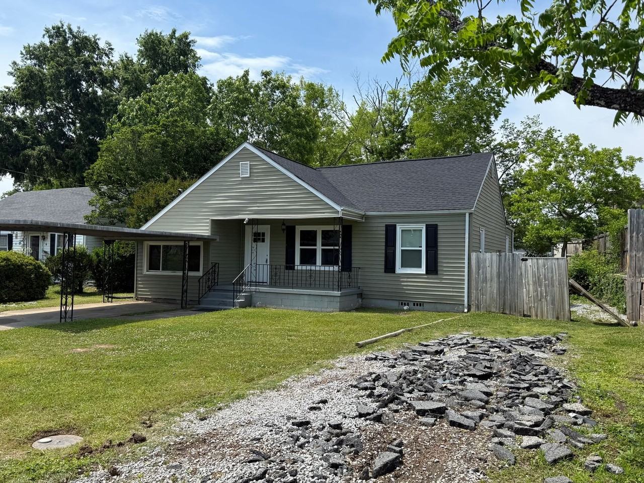 1505 Truman Ave - Photo 3 of 15