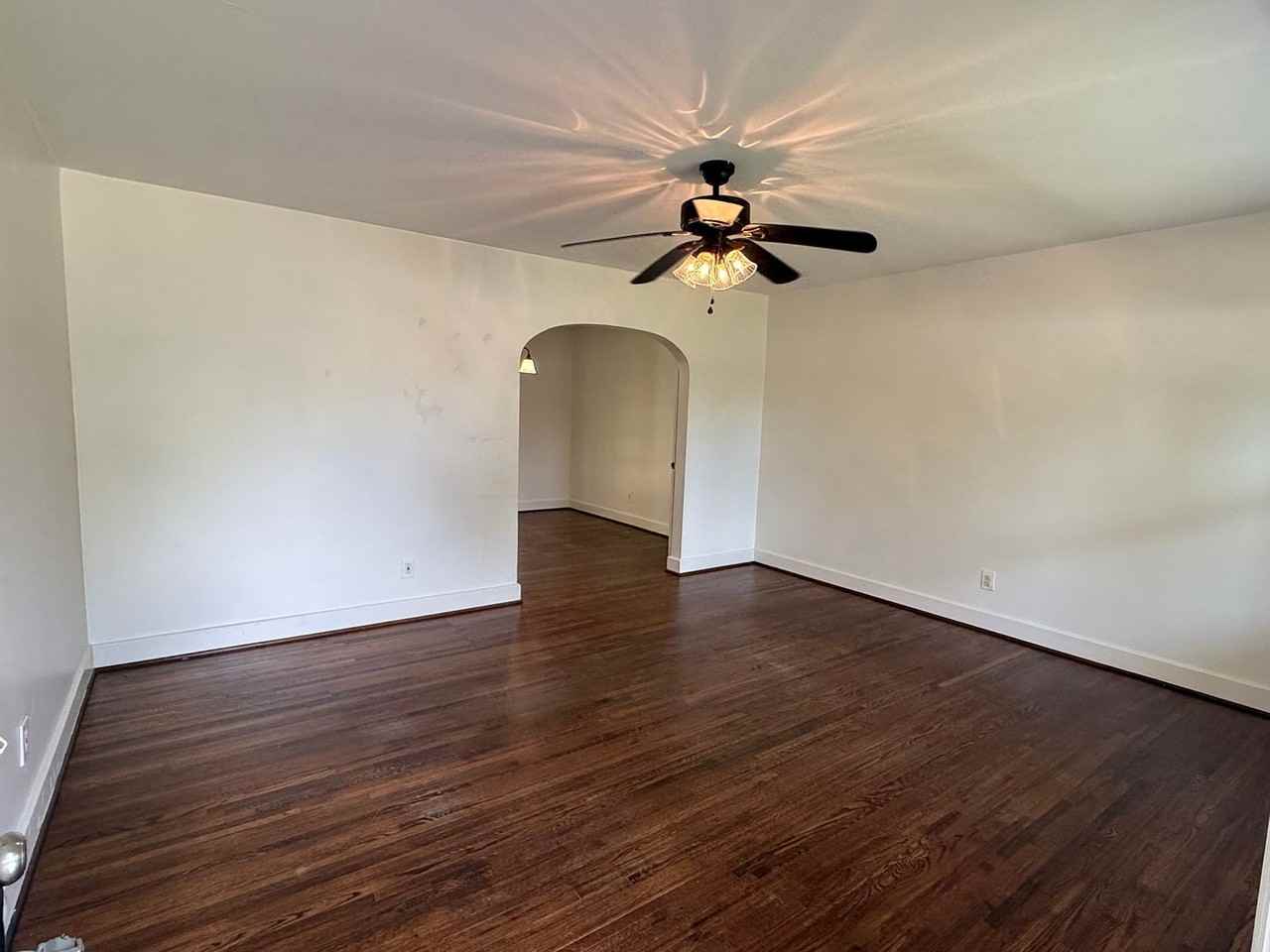 1505 Truman Ave - Photo 4 of 15