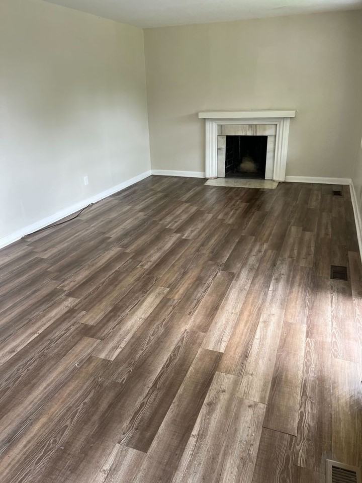 8323 10th Ave S - Photo 7 of 11