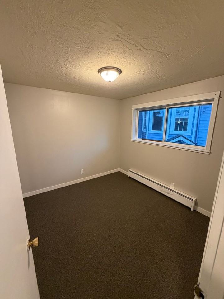 9500 9th Ave Nw #9502 - Photo 6 of 11
