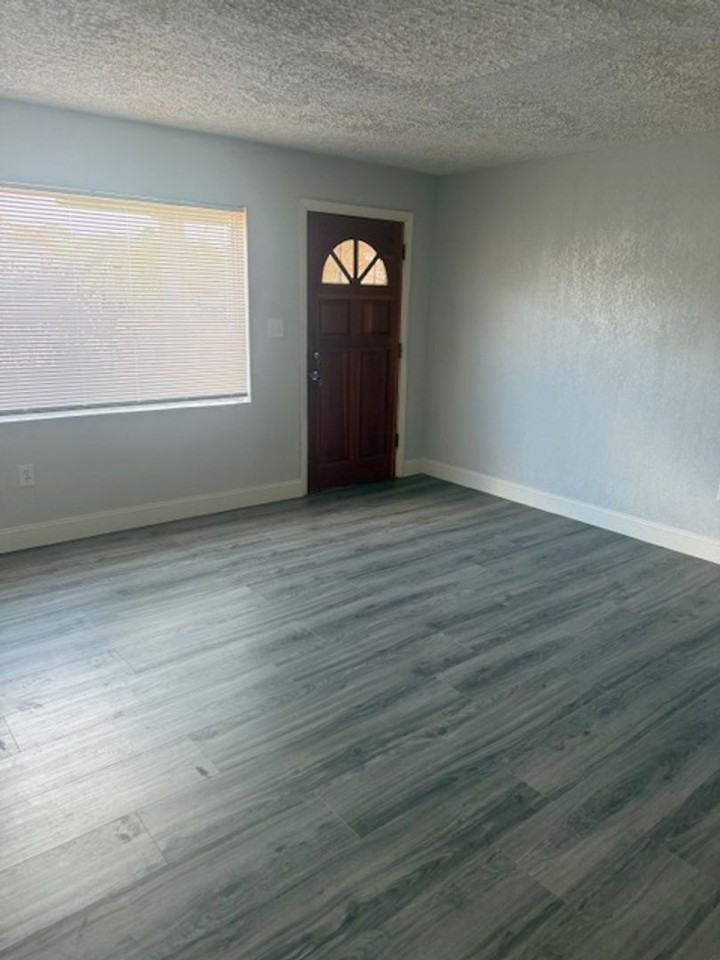 527 A Ln - Photo 2 of 15