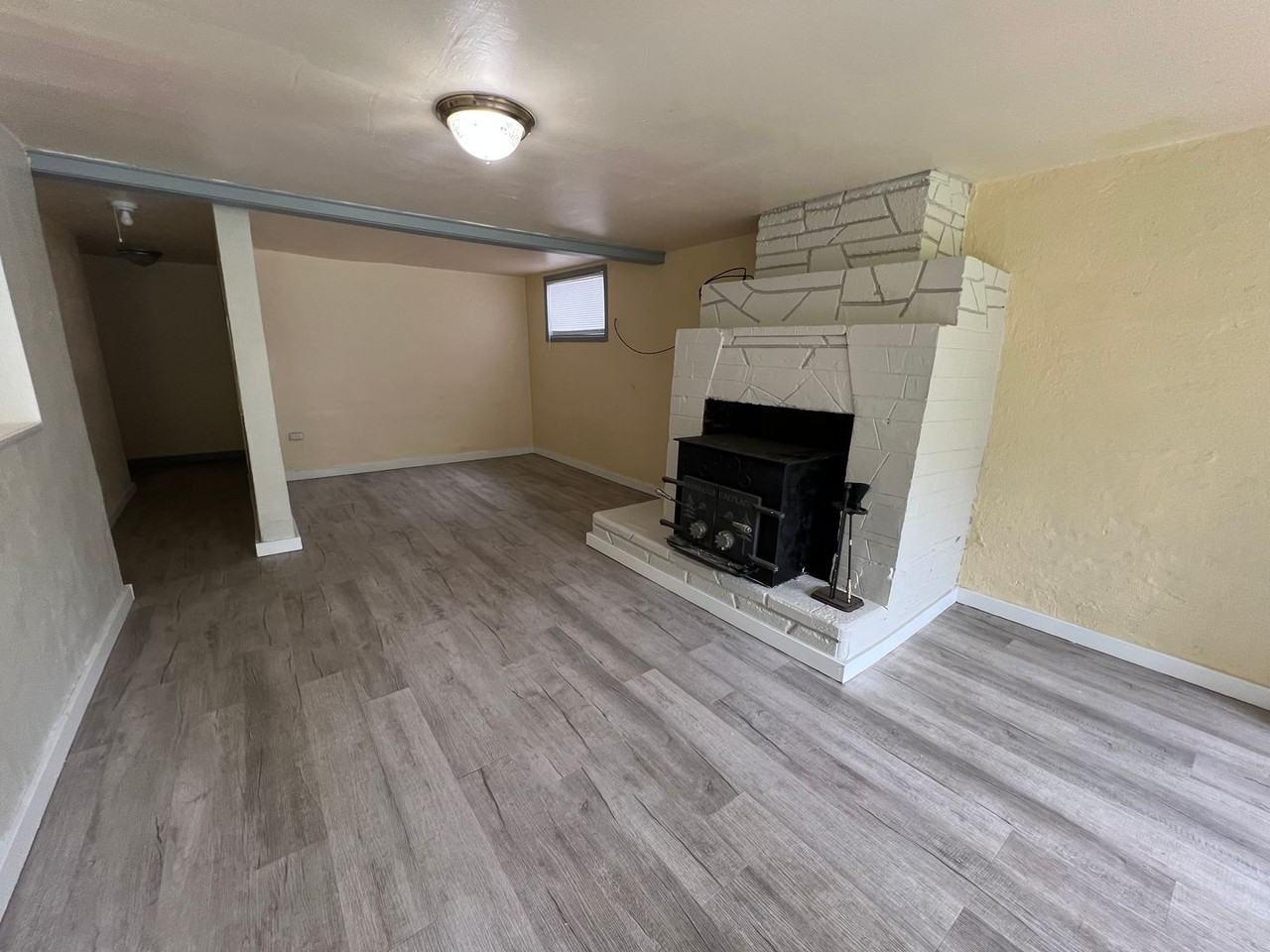 289 N Wall St - Photo 3 of 11