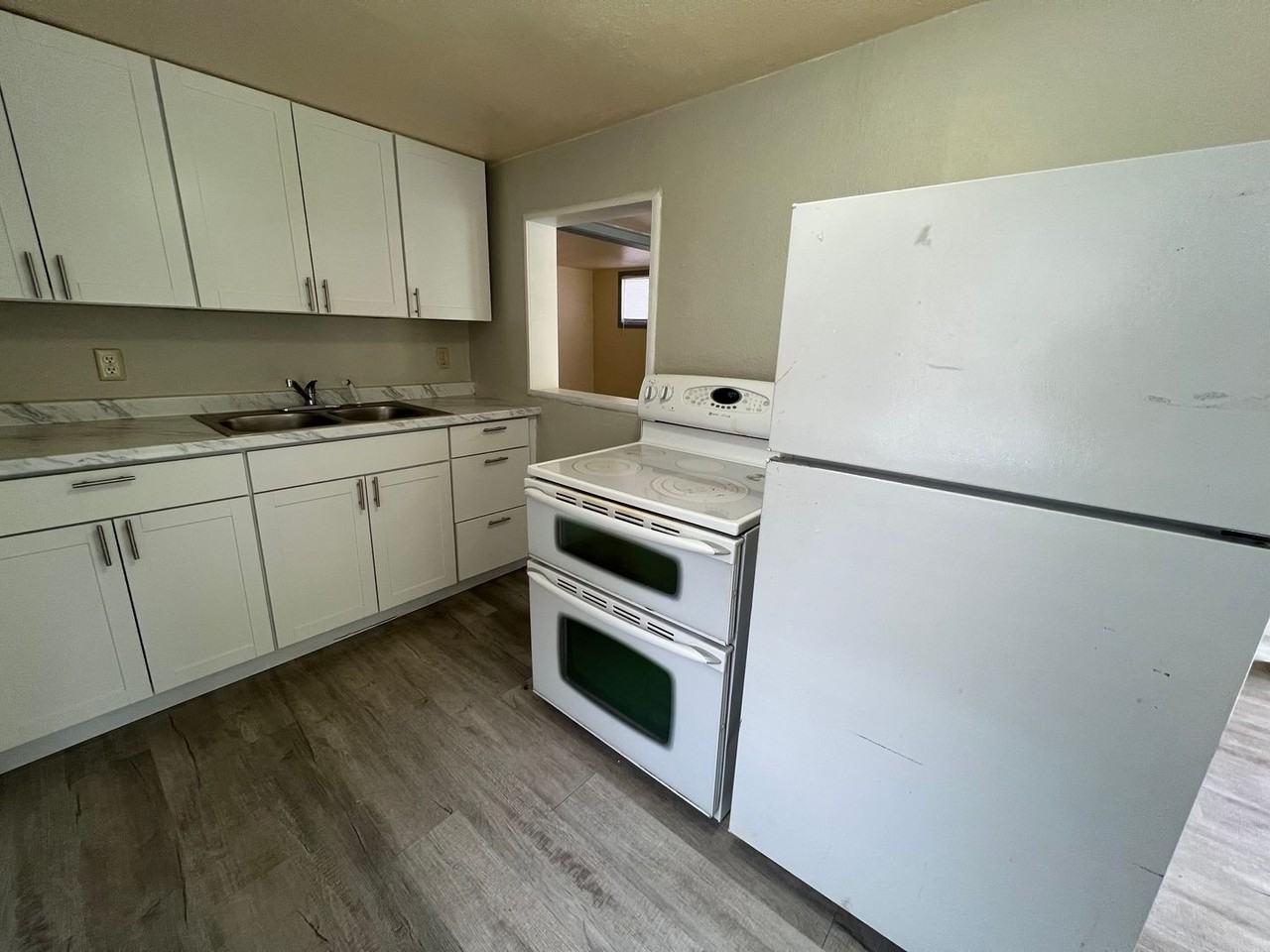 289 N Wall St - Photo 6 of 11
