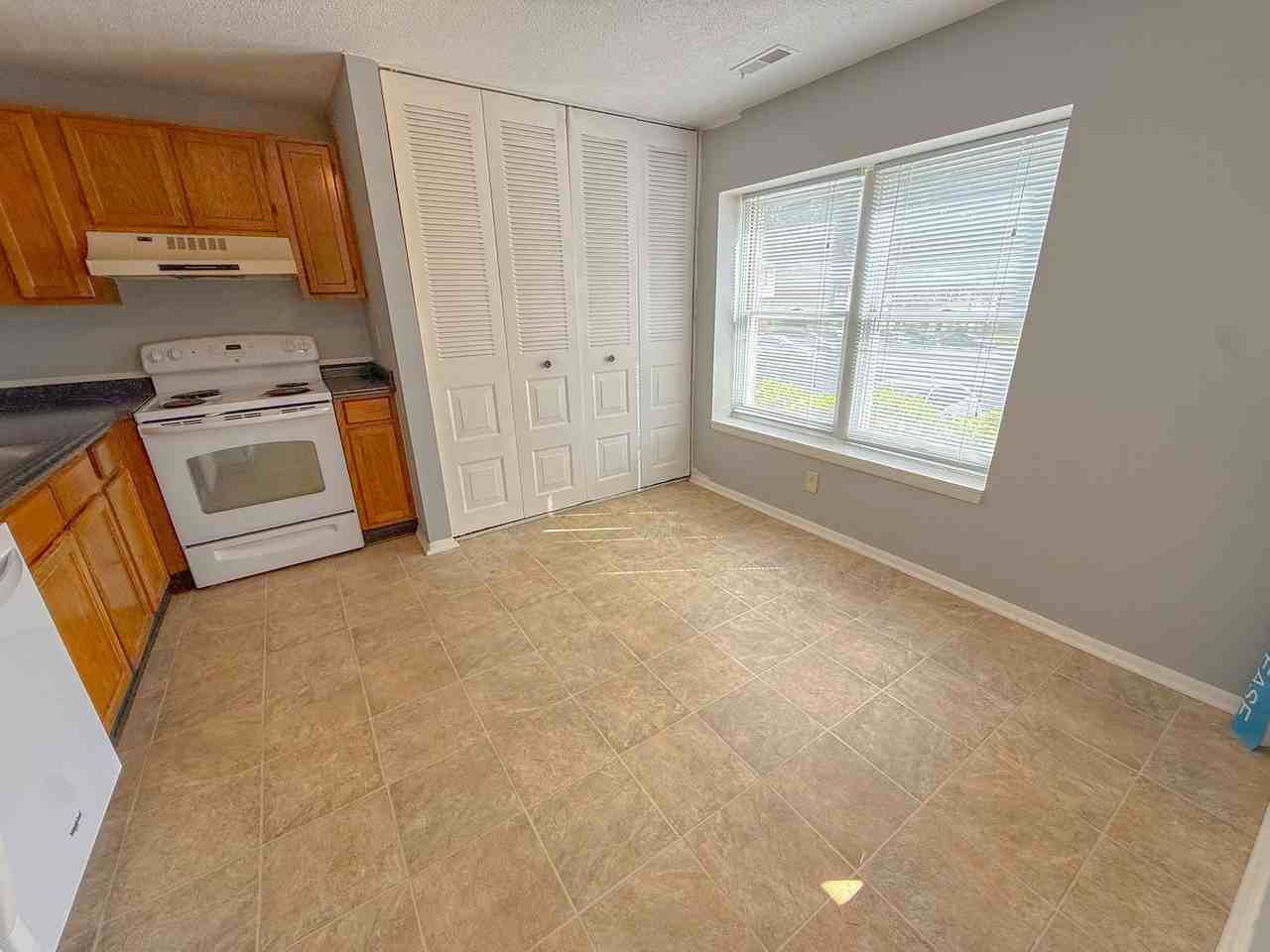 7718 Kelley Ct - Photo 2 of 13