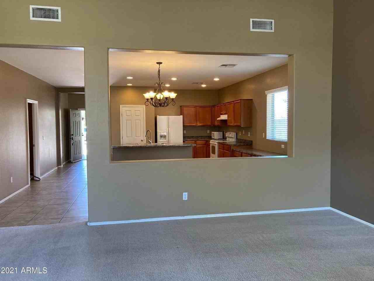 4957 S Stonecreek Blvd - Photo 5 of 24