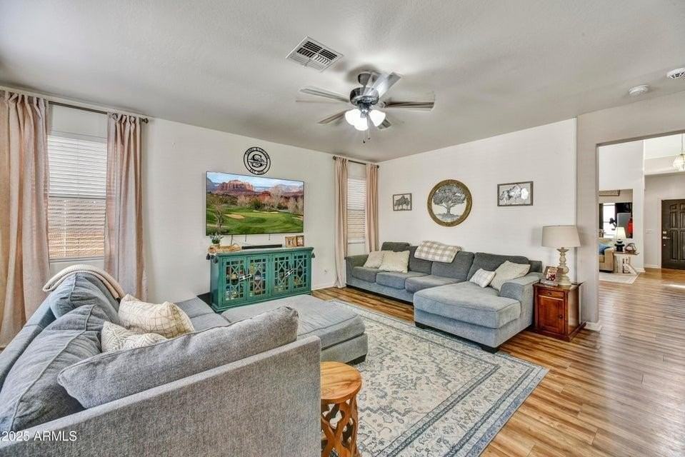 9122 W Riverside Ave - Photo 5 of 25