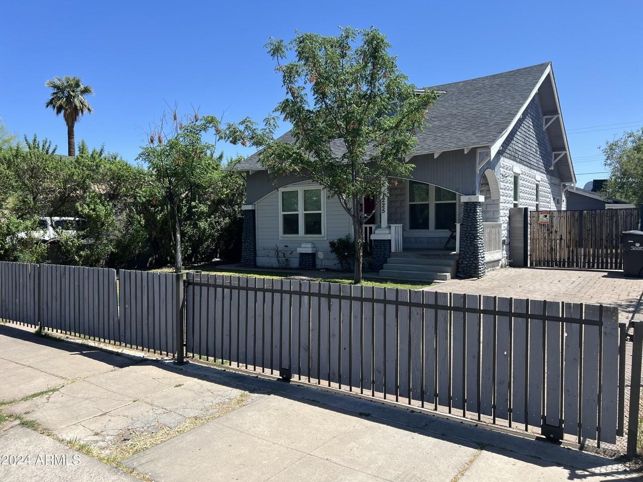 1225 E Mckinley St - Photo 4 of 39
