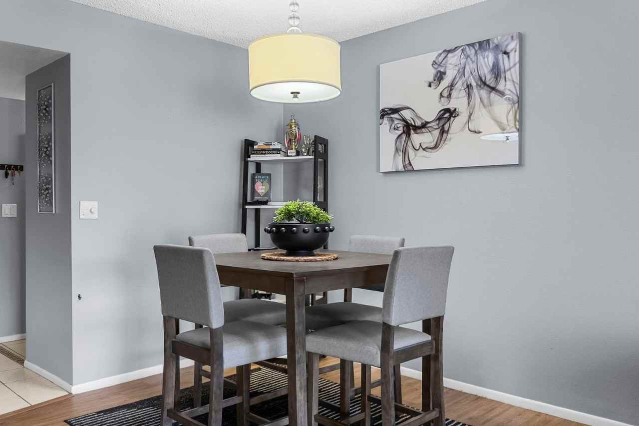 2355 W Voltaire Ave - Photo 4 of 21