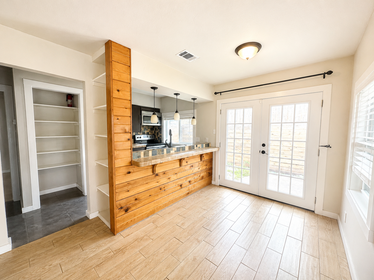 2717 Parker Ln #B - Photo 3 of 15