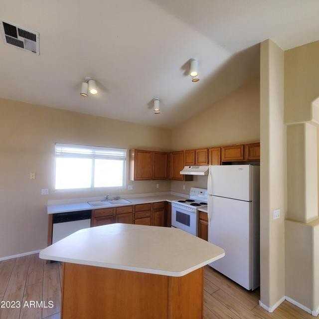 4739 E Desert Wind Dr - Photo 6 of 17