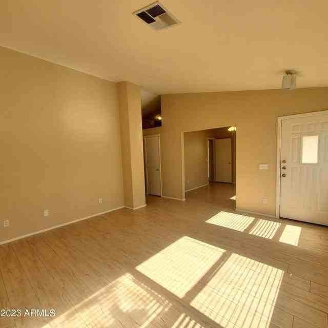 4739 E Desert Wind Dr - Photo 7 of 17