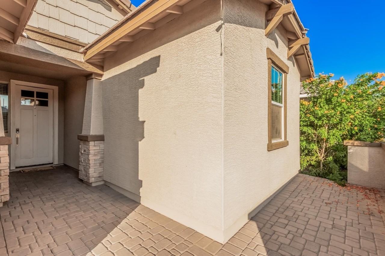 11022 W Levi Dr - Photo 4 of 31