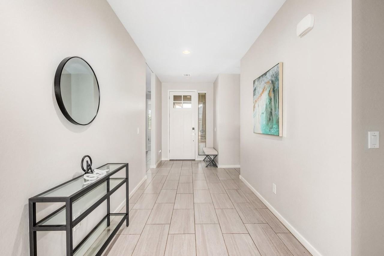 11022 W Levi Dr - Photo 5 of 31