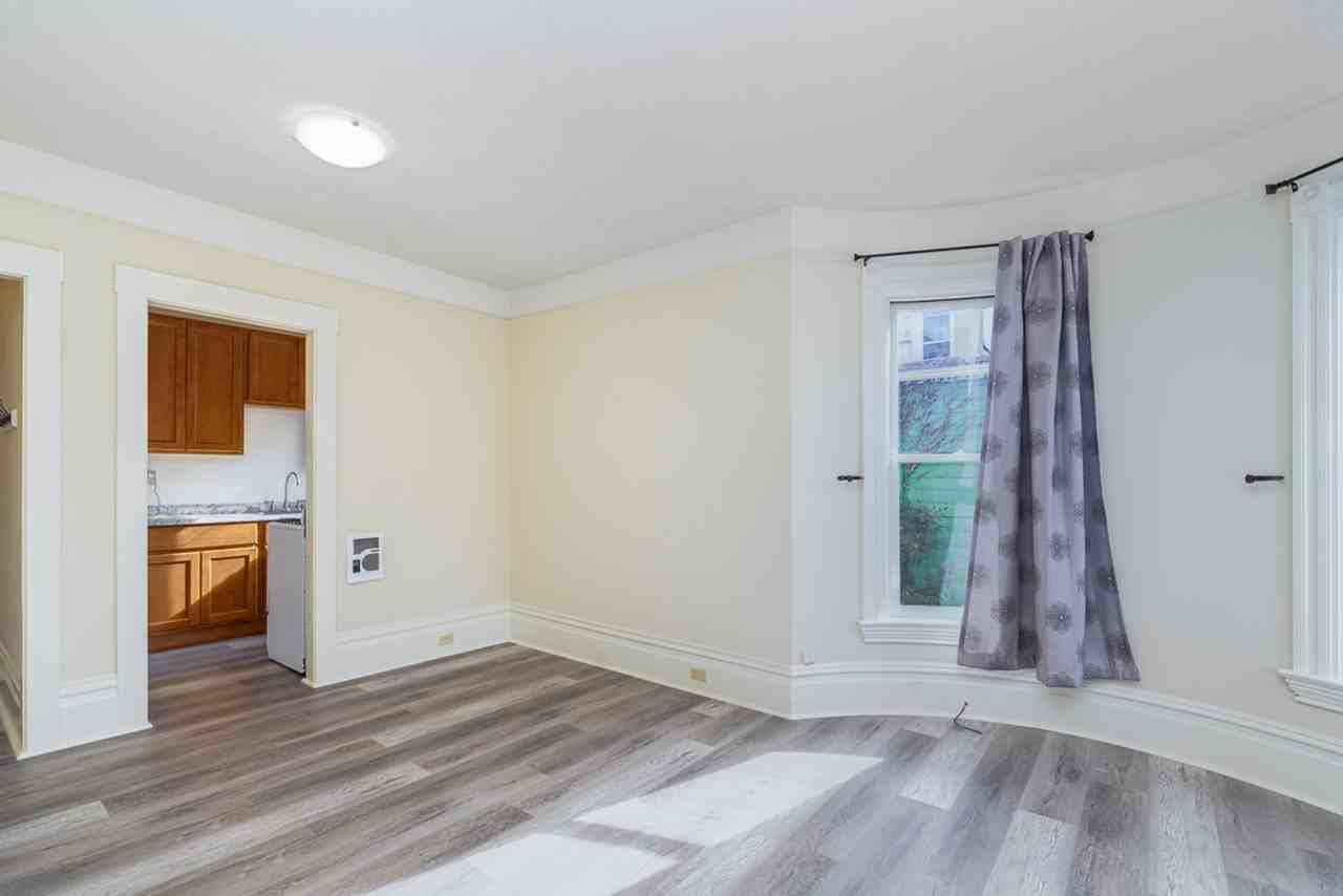 2309 San Jose Ave #4 - Photo 3 of 12