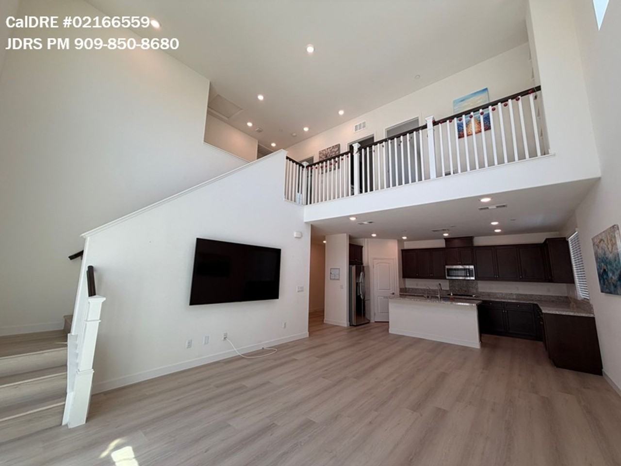 7047 Montecito Ln - Photo 5 of 26