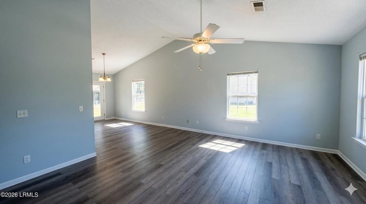 43 Southern Magnolia Dr - Photo 3 of 27