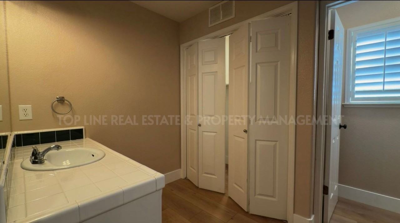 520 Pepper Dr - Photo 7 of 22