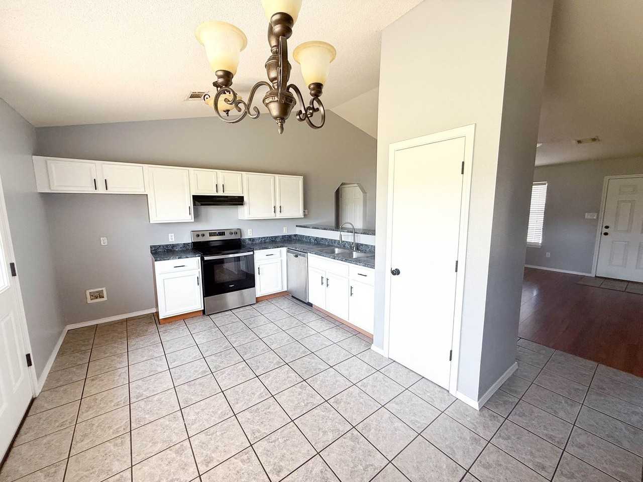 175 Ridgecrest Dr - Photo 5 of 19