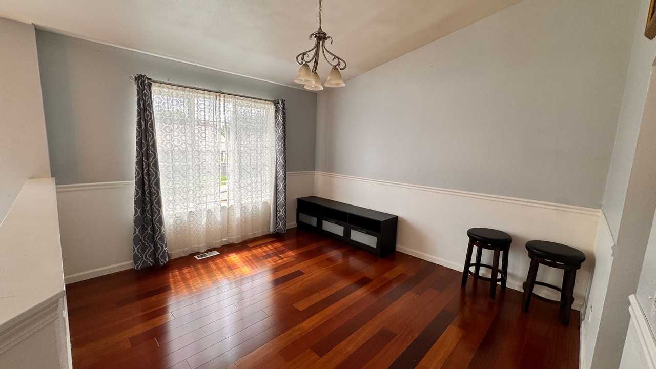 11220 Se 264th St - Photo 7 of 22