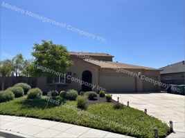 featured image of Spacious North Madera Area Executive Home
