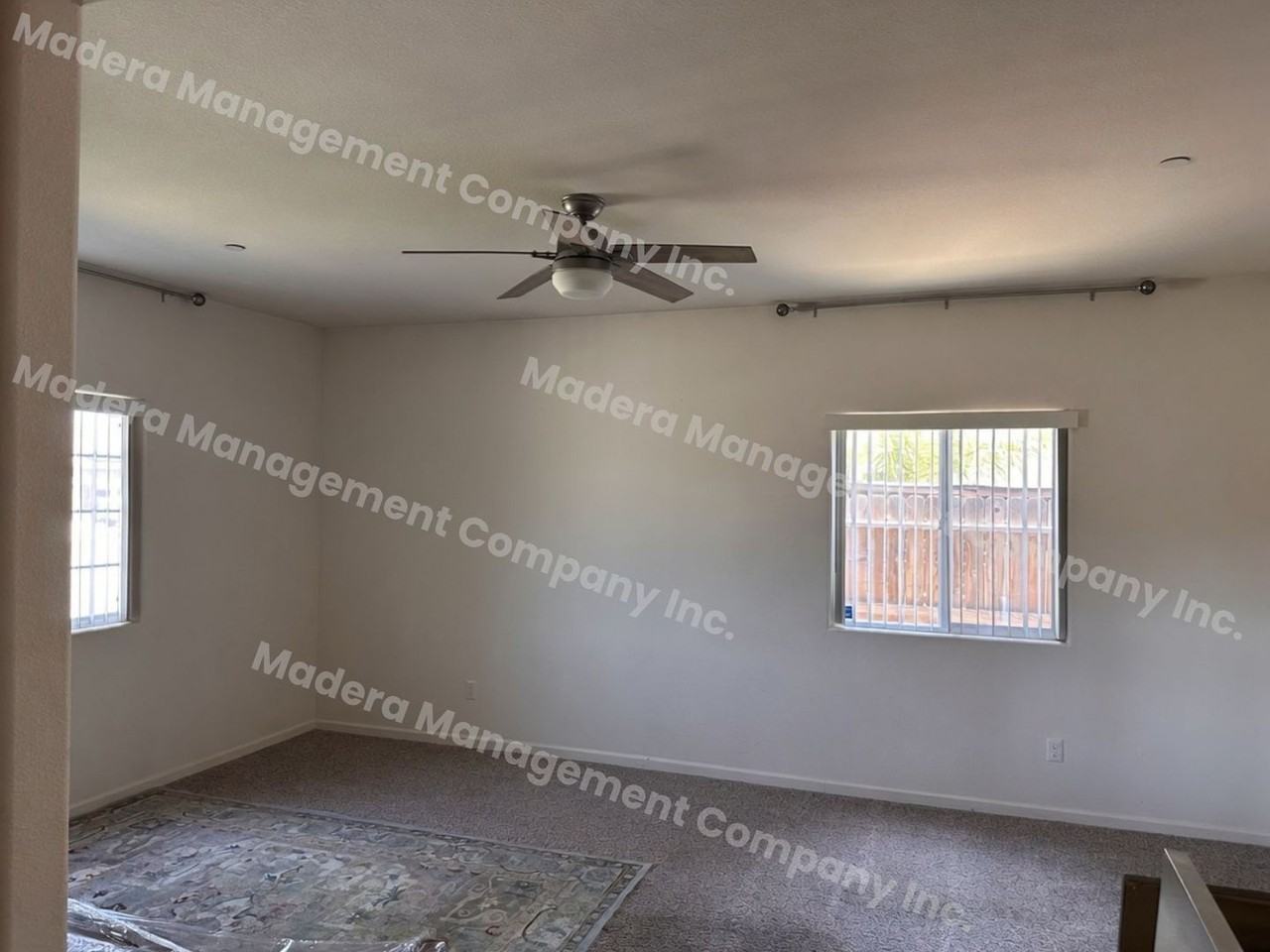 Spacious North Madera Area Executive Home - Photo 5 of 28