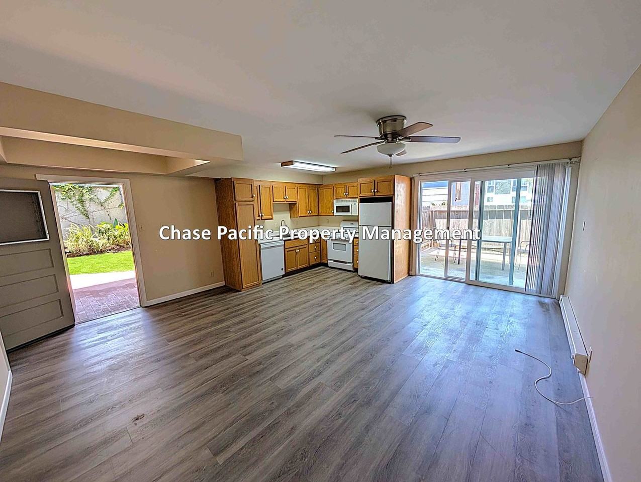 1853A Oliver Ave - Photo 2 of 9