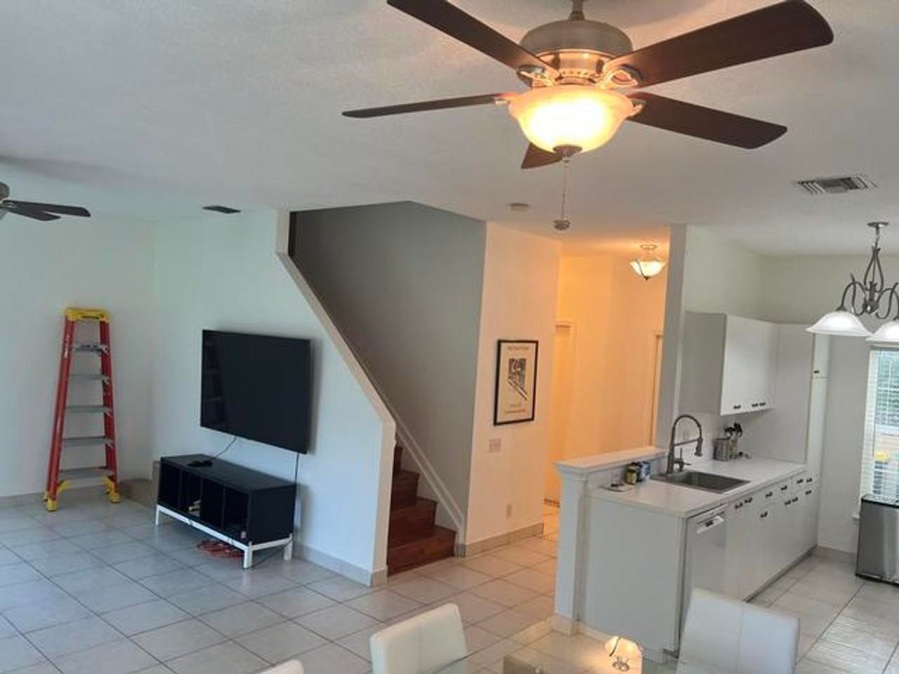 4878 Sw 32nd Ter - Photo 5 of 17