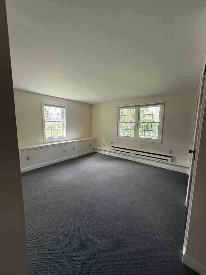 35 Groton School Rd - Photo 4 of 5