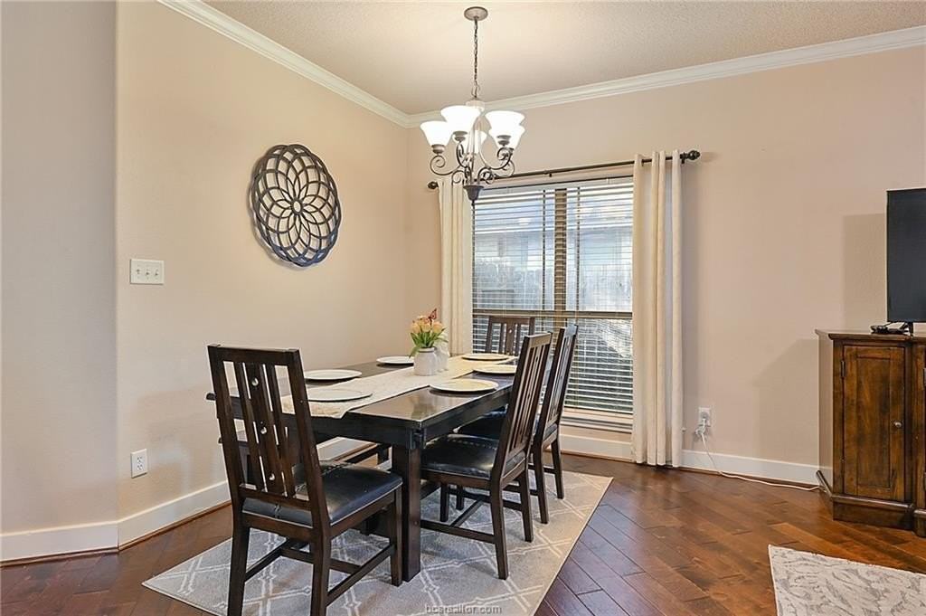 2214 Brougham Pl - Photo 6 of 20