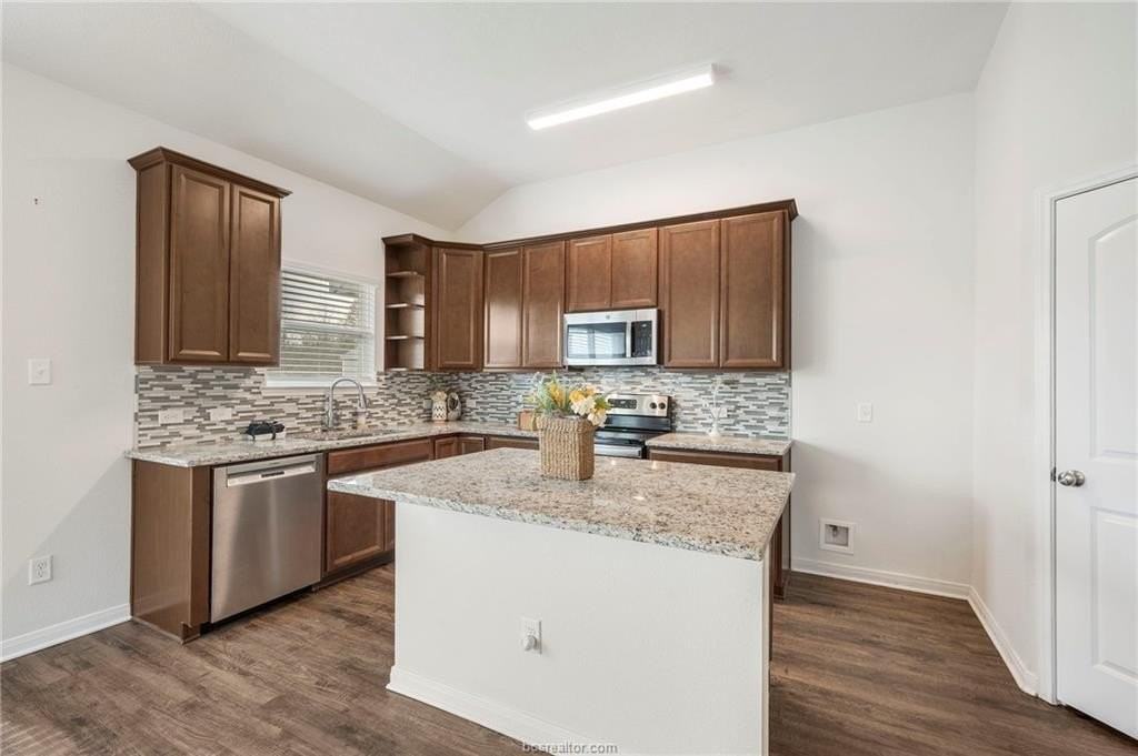 2051 Brisbane Way - Photo 2 of 18