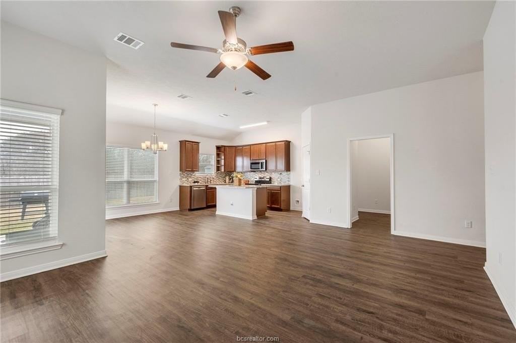 2051 Brisbane Way - Photo 4 of 18