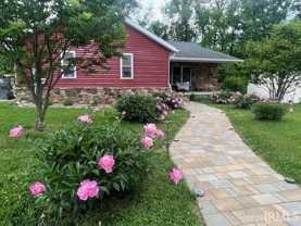 1106 W Countryside Ln - Photo 1 of 1