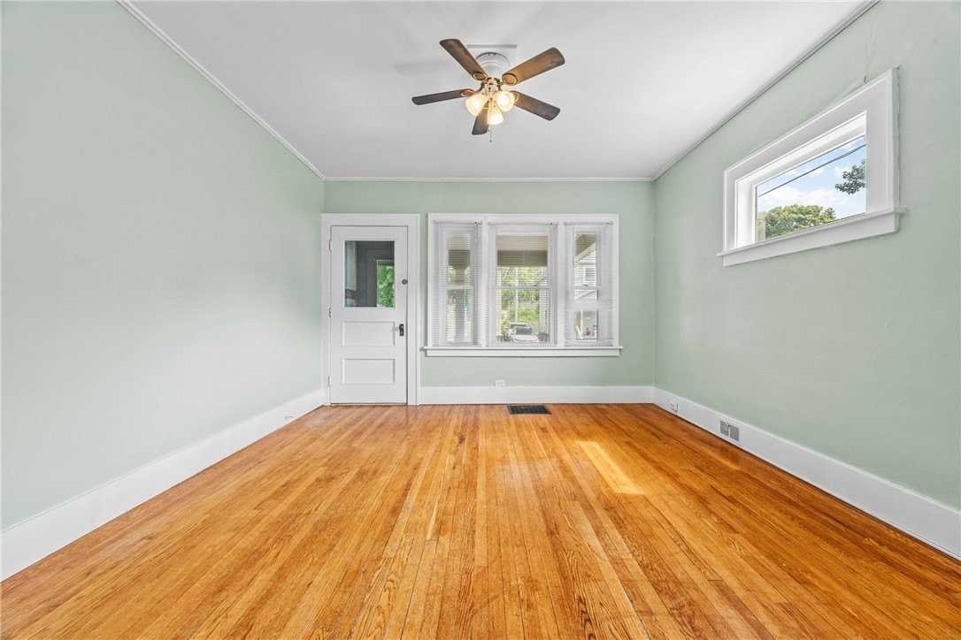 19 Morningside Park - Photo 3 of 44