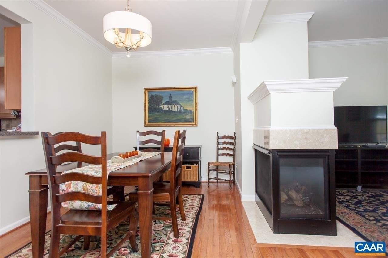 2074 Lockwood Dr - Photo 4 of 36
