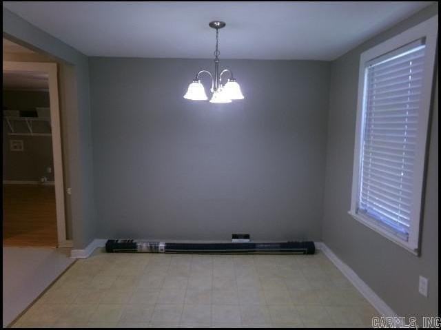814 N G St - Photo 6 of 25
