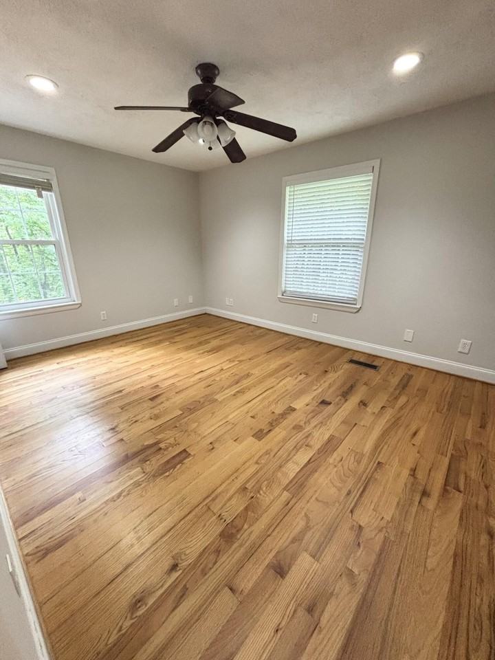7342 Valley Ln - Photo 3 of 14