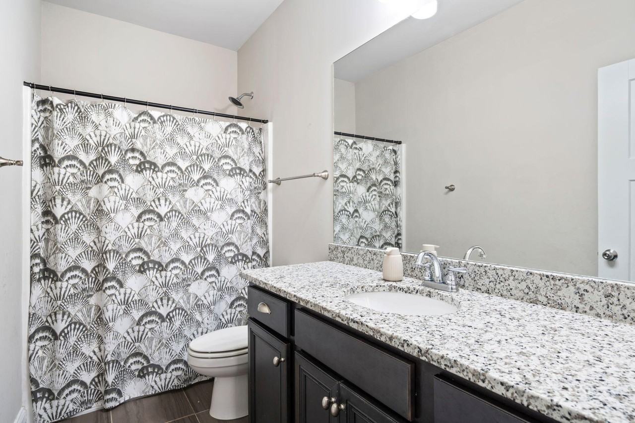 9732 Haven Port Ln - Photo 4 of 39
