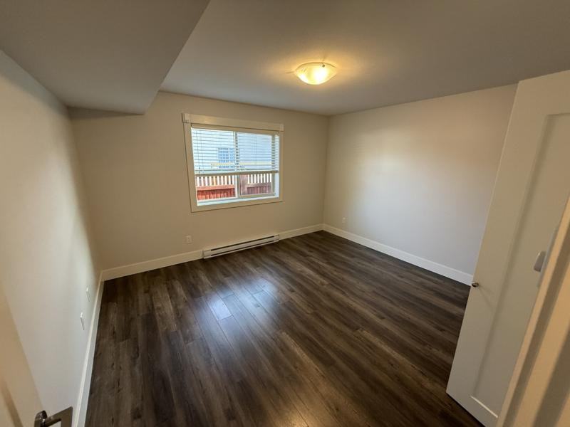 986B Douglas Ave #B - Photo 4 of 13
