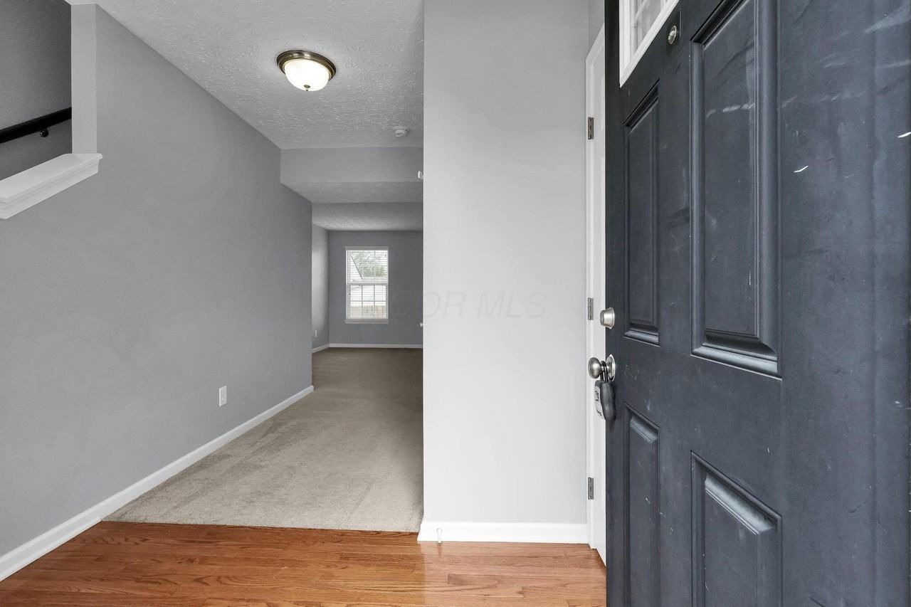 5719 Cruiser Ave - Photo 5 of 35
