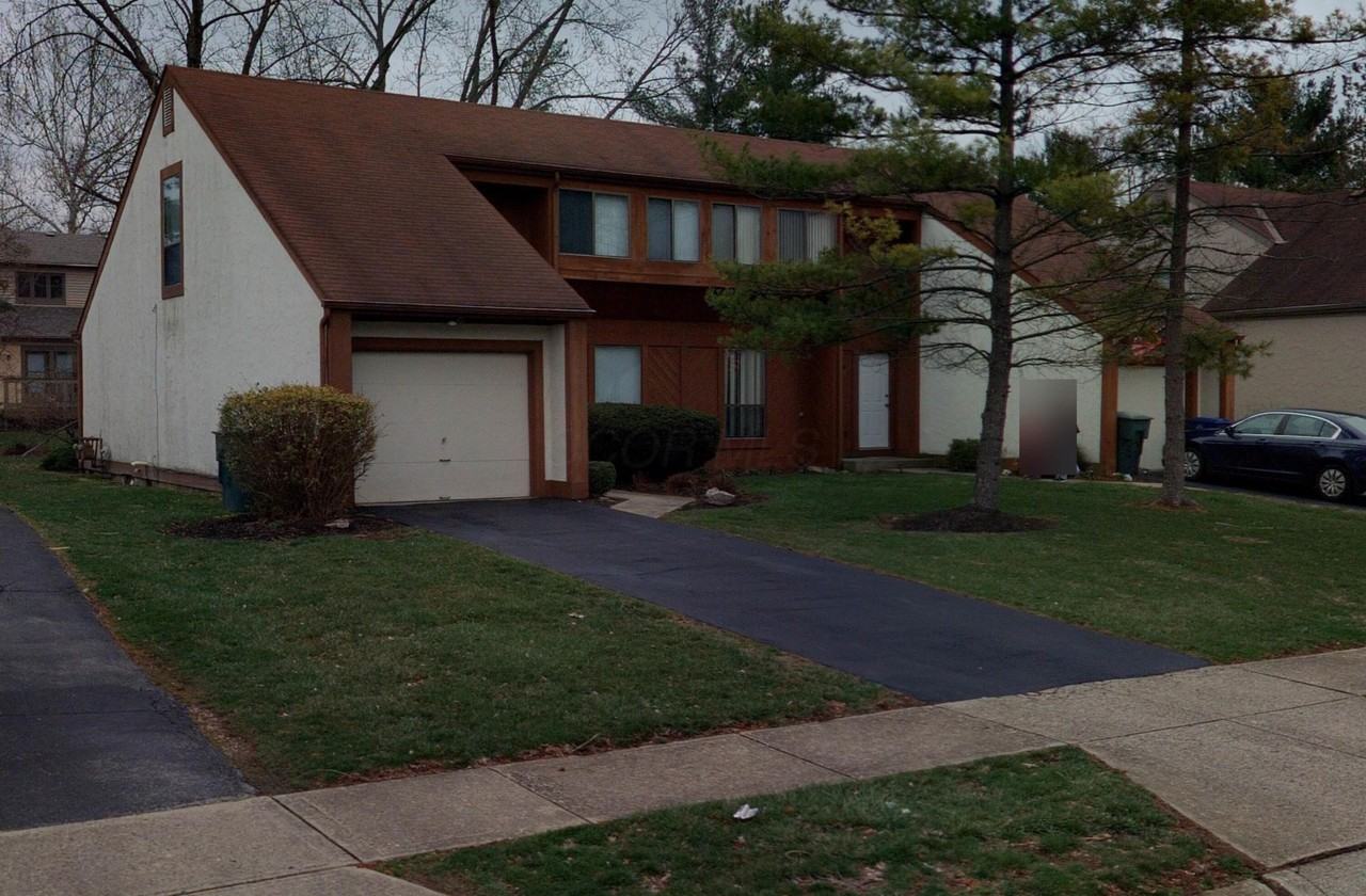 6378 Chippenhook Ct - Photo 2 of 8