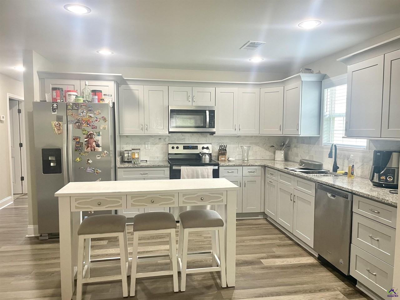 107 Jaybee Dr - Photo 6 of 18