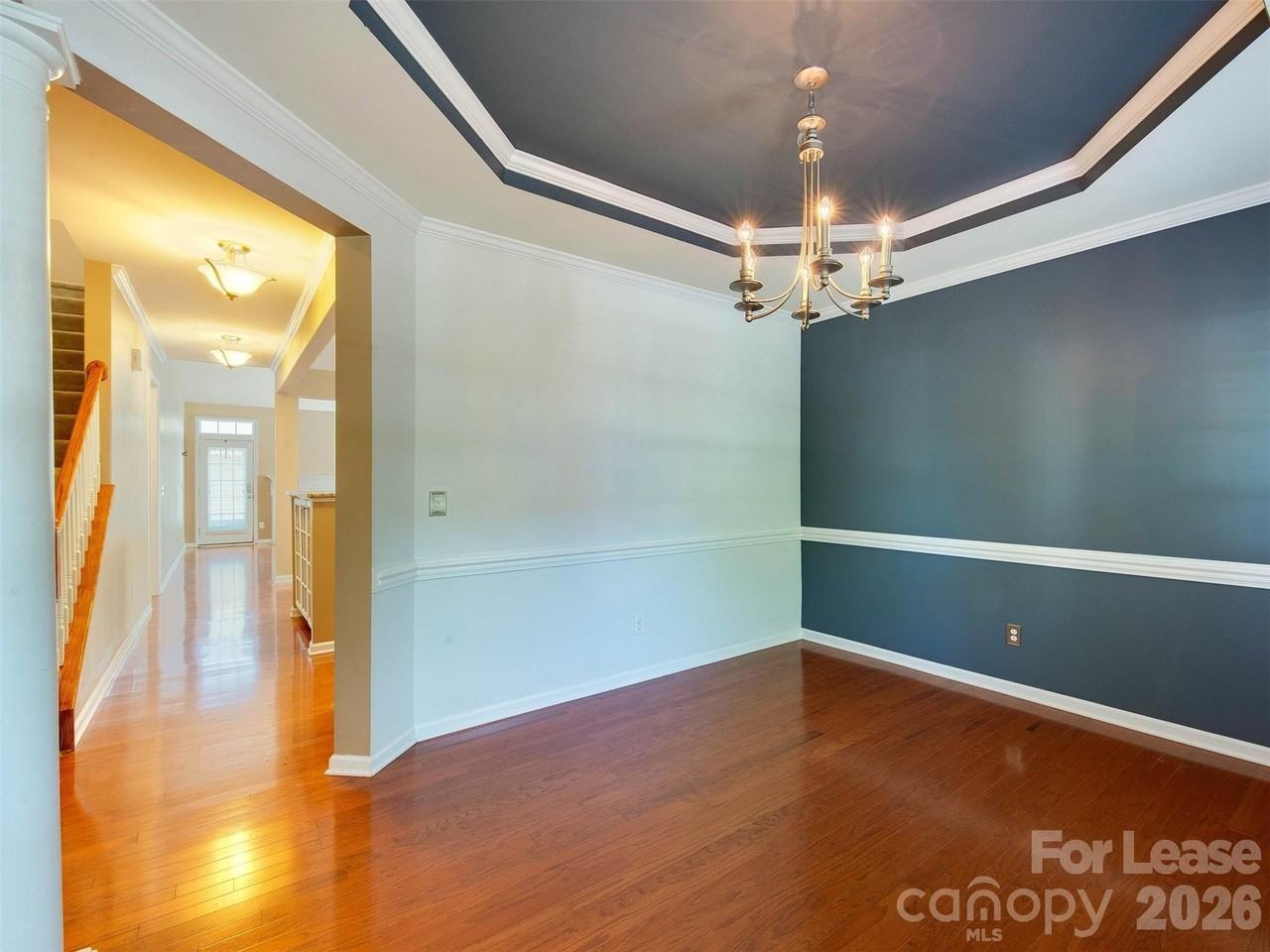8164 Bridgegate Dr - Photo 7 of 48