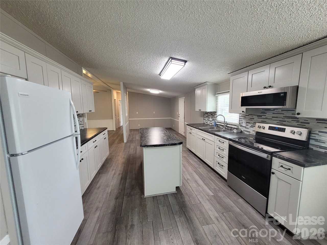 179 Family Cir - Photo 5 of 17